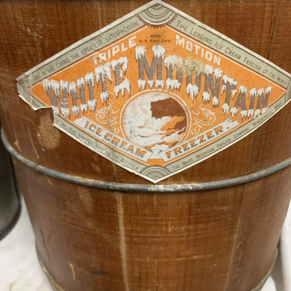 VTG White Mountain Ice Cream Maker 4 Quart Hand-Crank Orange Label Summer USA
